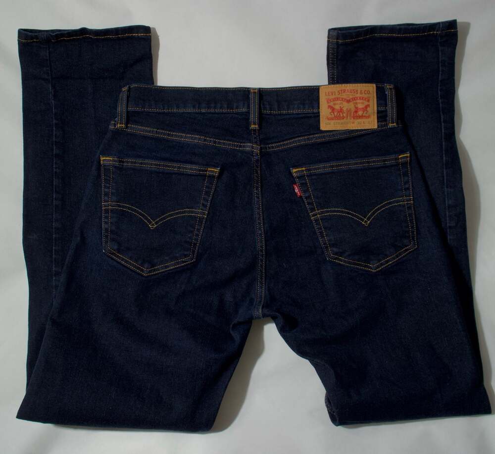 Levi's 506 Straight Leg Dark Wash Jeans men’s 32x32 mid rise‎